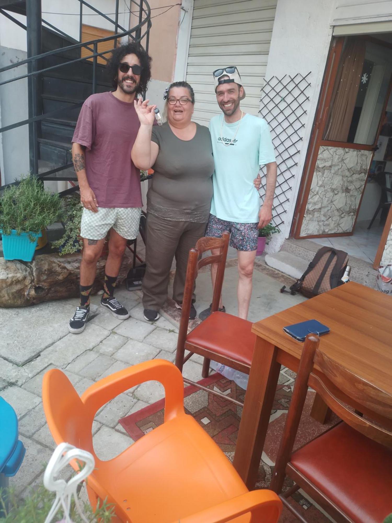 Casa Mia Hostel Vlorë Buitenkant foto