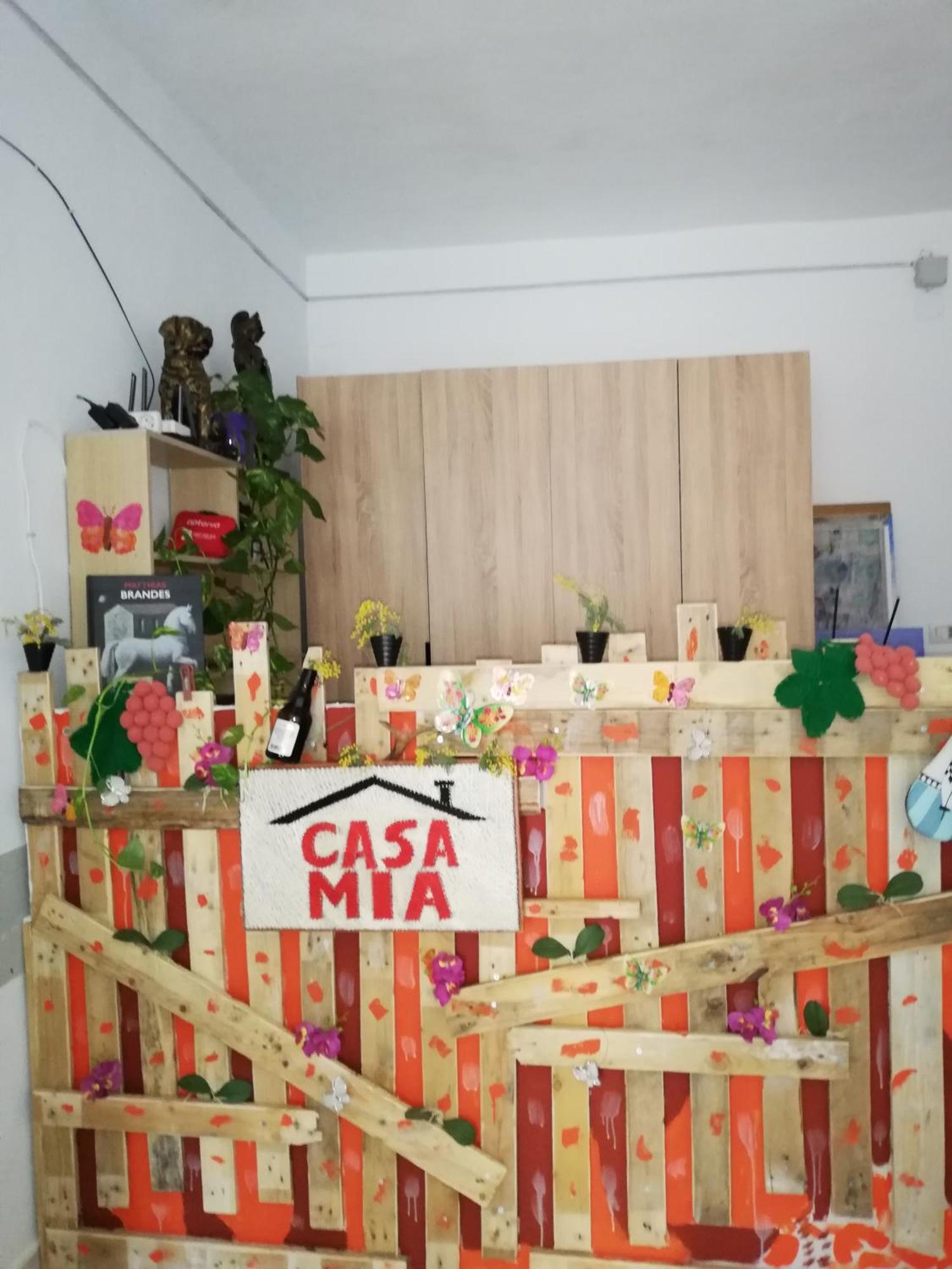 Casa Mia Hostel Vlorë Buitenkant foto