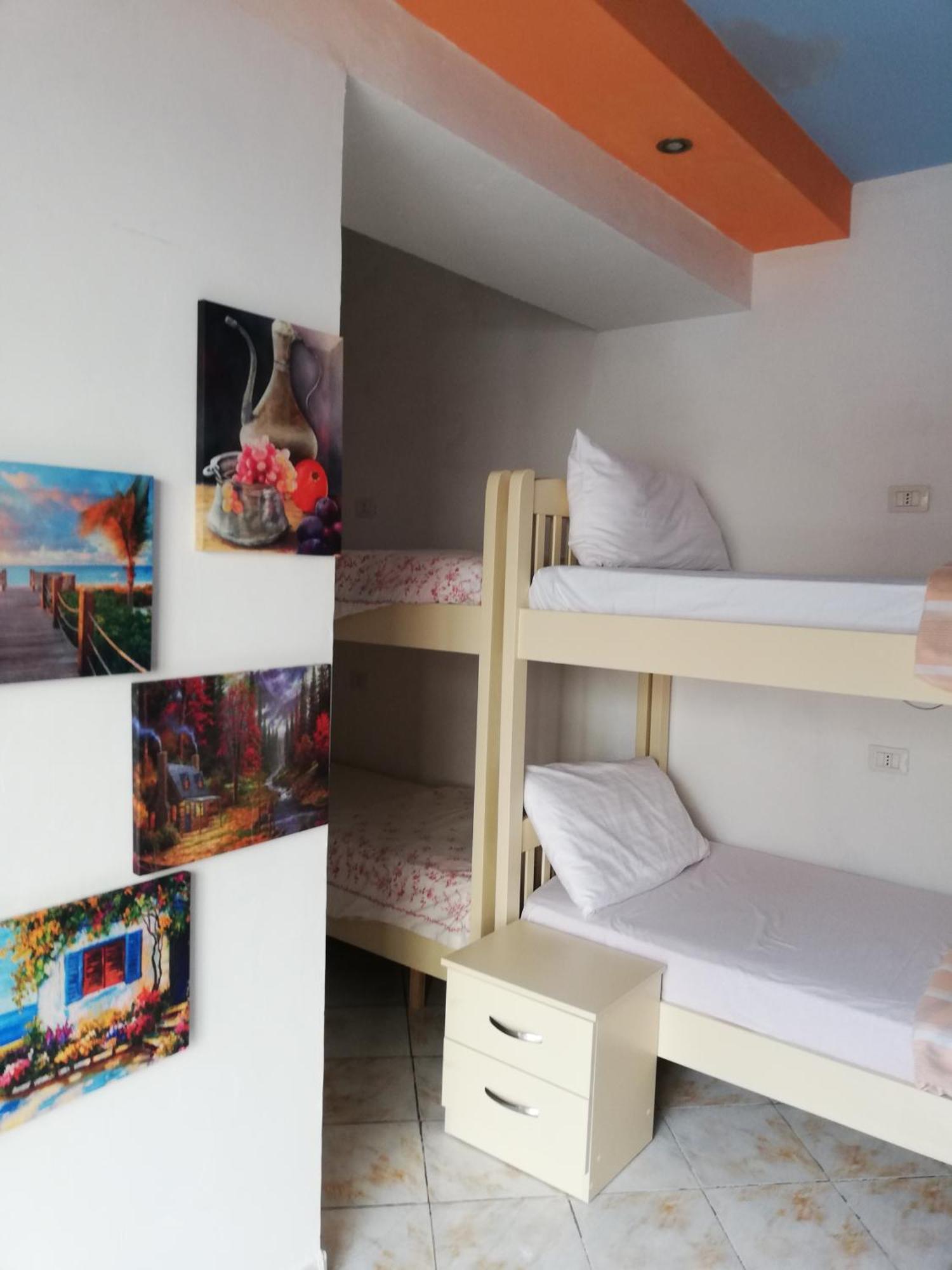 Casa Mia Hostel Vlorë Kamer foto